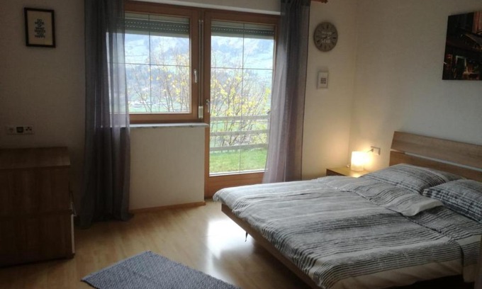 Holdernach Apartment | Ferienwohnung Mariella