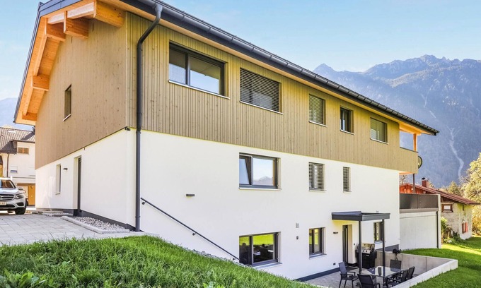 Ausserbraz Apartment | Ferienwohnung mit Ausblick