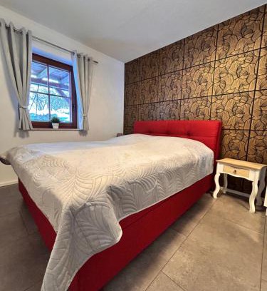Neugersdorf Apartment | Ferienwohnung mit Gartennutzung, Garage und Wallbox