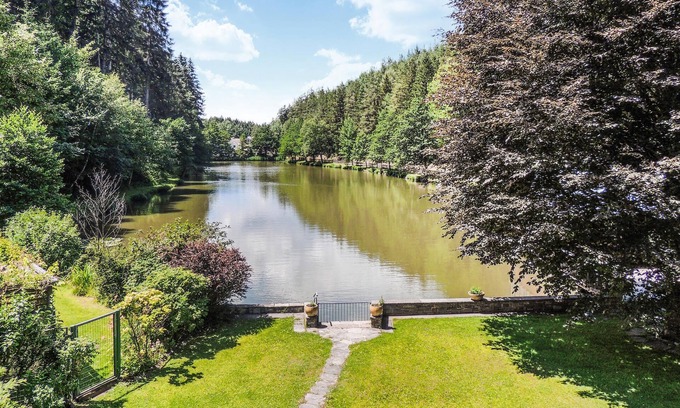 Aldrans Apartment | Ferienwohnung mit Seeblick