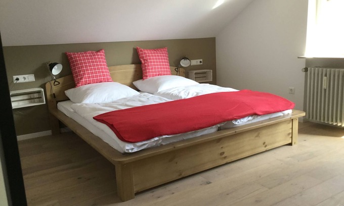 Munstertal Apartment | Ferienwohnung Muureecke, 55qm mit 1 Schlafraum und Terrasse/Balkon für max. 4 Personen