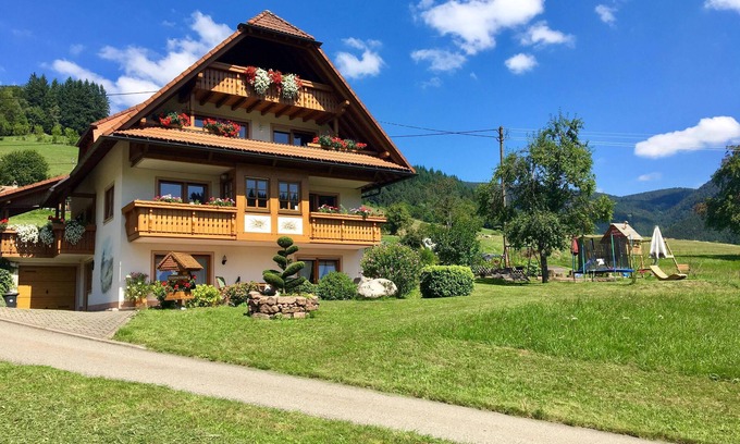 Haslachsimonswald Apartment | Ferienwohnung "oben" mit 45 qm, 1 Schlafzimmer, für maximal 3 Personen