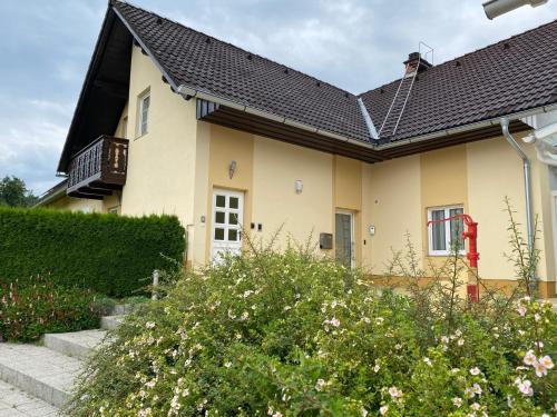Oberhaag Apartment | Ferienwohnung Peklar