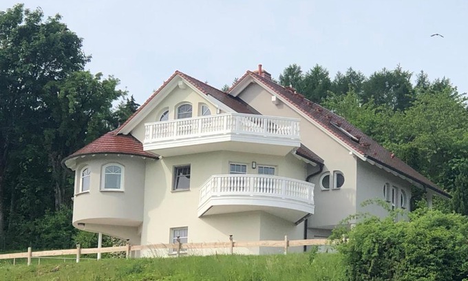 Kaltensundheim Apartment | Ferienwohnung RhönPanorama DG