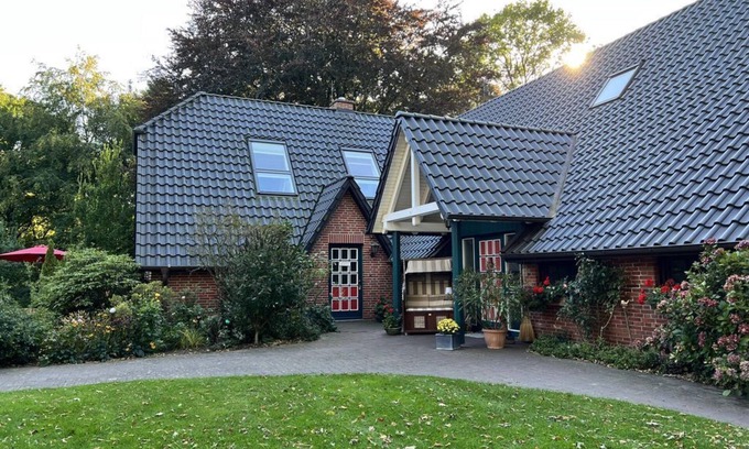 Rastede Apartment | Ferienwohnung Rotbuche - Apartment/flat, shower and bath, WC, 2 bedrooms