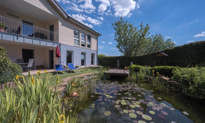 Weinsheim Apartment | Ferienwohnung Schwalbennest