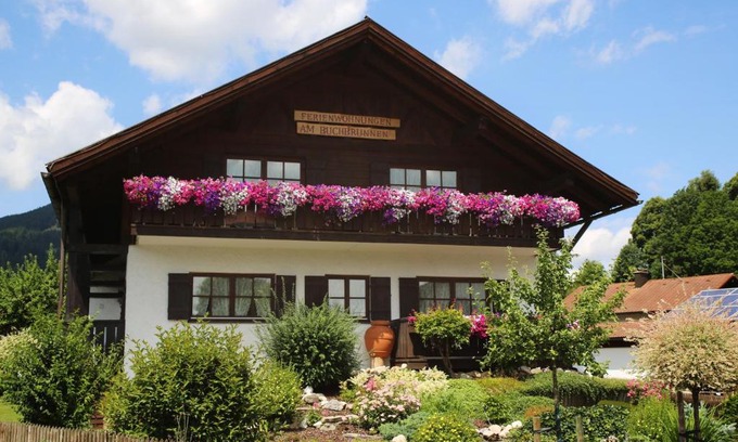 Ried Apartment | Ferienwohnungen am Buchbrunnen