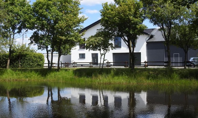 Pitscheid Apartment | Ferienwohnungen Eifelausblick