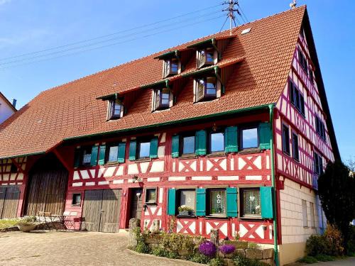 Rosenfeld Apartment | Ferienwohnungen Im Eugenhaus