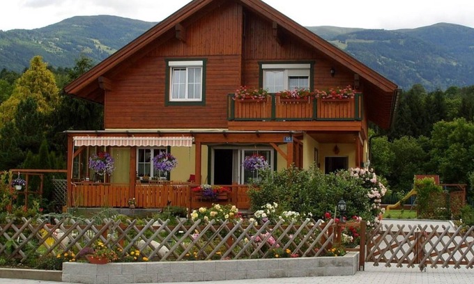 Seeboden Apartment | Ferienwohnungen Sonnberger - Holiday apartment Lieser for 2-4 persons with balcony