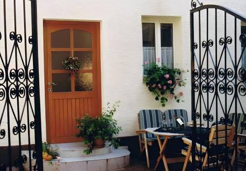 Old Town Apartment | Ferienwohnungen Sonnenblumenhaus