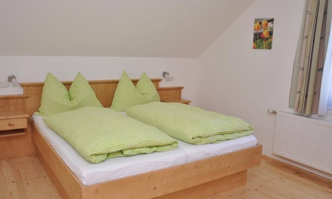 Rossleithen Apartment | Fewo Bosruck, Toilette und Bad/dusche Getrennt - Ferienhof Berger