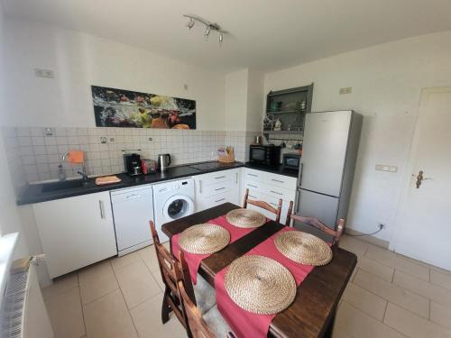Bodenrode Apartment | FeWo Leineblick Bodenrode- Gabriele Wummel