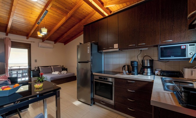 Nea Alikarnassos Apartment | Filotimo RoofGarden Apts