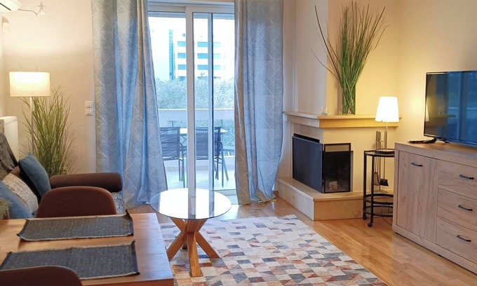 Khalandrion Apartment | Filoxenia House Marousi View & Parking