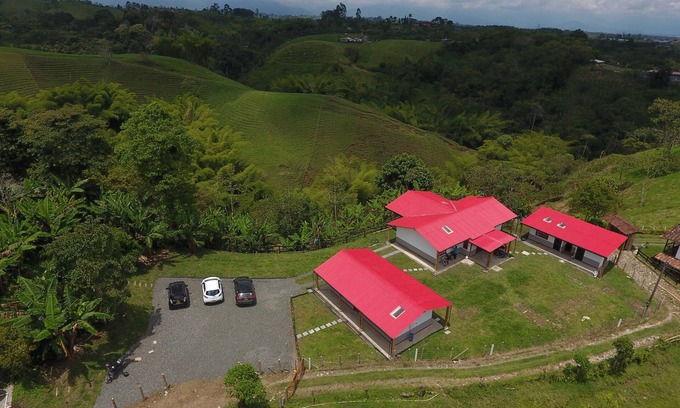 Filandia House | Finca Cafetera, Refugio de Tranquilidad y Naturaleza