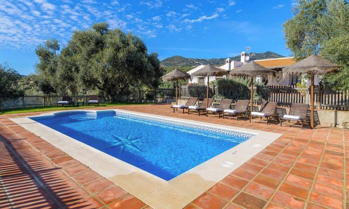 Antequera Villa | Finca del Río Antequera - La Higuera by Ruralidays