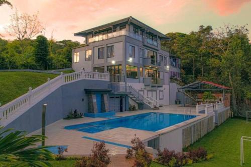 Balboa Villa | Finca El Jordan