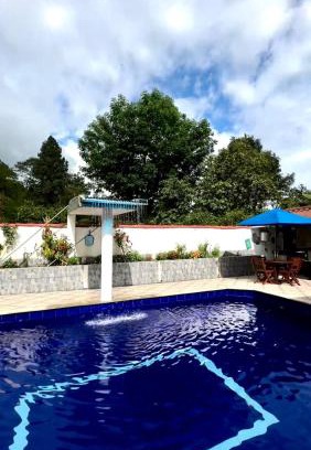 Tena House | Finca Hualcalá 2
