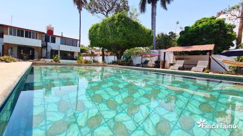 Jiutepec House | Finca Taino. Hermosa casa con alberca