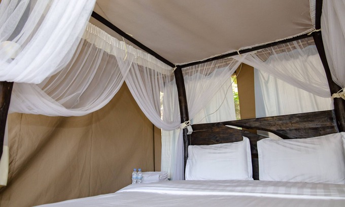 Buhongo House | Find a quiet Beach resort at Rushel Kivu Resort!