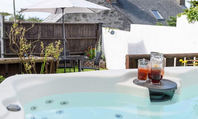 Rhydwyn Cottage | Finest Retreats | Abersant Cottage