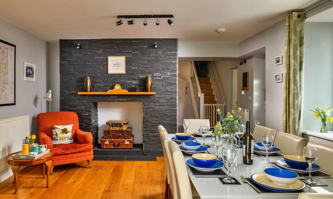 Cwmtirmynach Cottage | Finest Retreats | Bodlawen