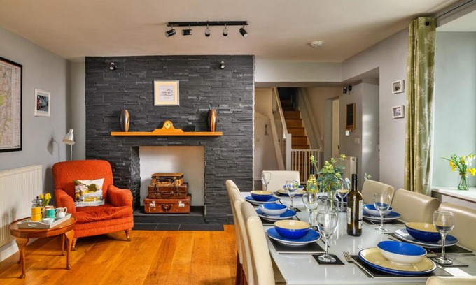 Cwmtirmynach House | Finest Retreats - Bodlawen Holiday House - Edge of Snowdonia