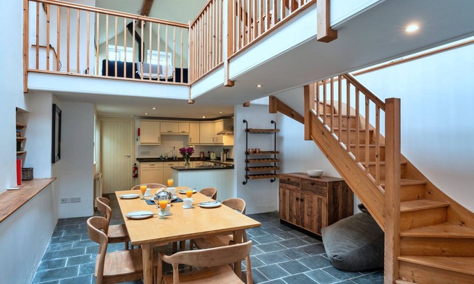 Portloe House | Finest Retreats - The Old Store