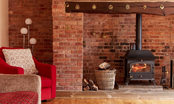 Dalbury Lees Cottage | Finest Retreats | Willow Barn