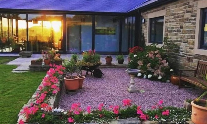 Wortley Bed & Breakfast | Finkle Green B & B