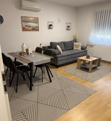 Zapresic Apartment | FIOLICA