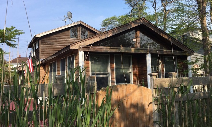 Ocean Beach House | Fire Island Beach House- FAMILIES ONLY