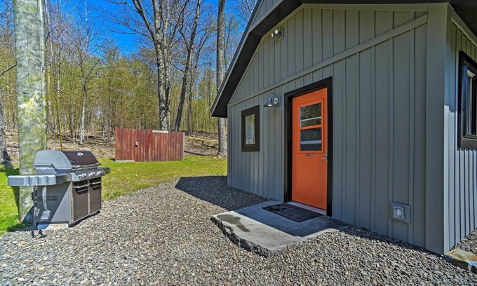Milford Apartment | Fire Pit + Gas Grill: Secluded Studio in Milford!