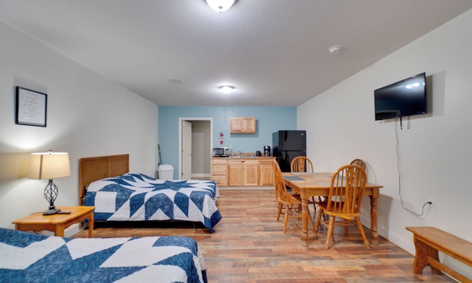 Briceville Apartment | Fire Pit & On-Site Hiking: Cozy Tennessee Retreat