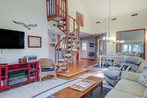 Ocean Ridge House | Firefly Cottage