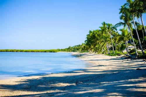 Viseisei Resort | First Landing Beach Resort & Villas