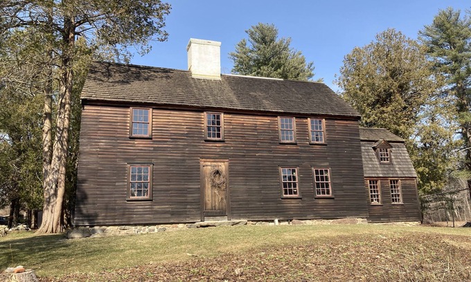 Gloucester House | First Period Colonial Lodging in Gloucester MA