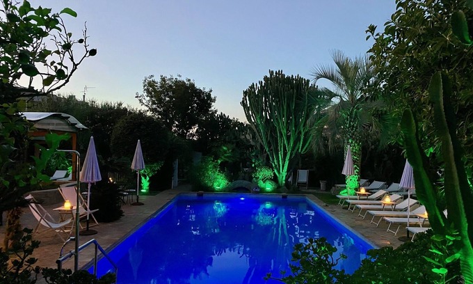 Panza Apartment | "Fish Cottage" with garden, swimming pool and spa hot tub