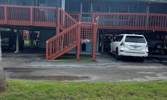 Everglades City Condo | Fisherman's retreat, cozy 1 bedroom condo, sleeps 4, in peaceful Everglades City