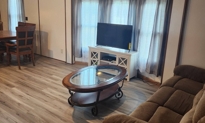 Mannsville House | Fishermen, Outdoor Enthusiasts Welcome To Our Home!