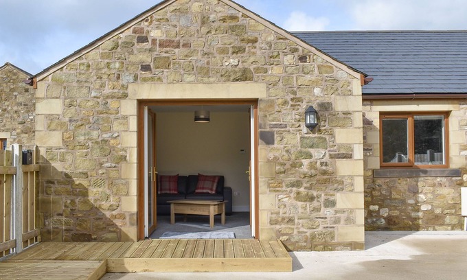 Preston Cottage | Five Dorchester Drive - UK32043