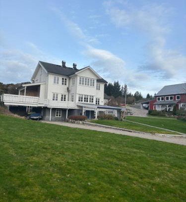 Hitra Apartment | Fjærestua