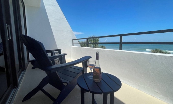 Flagler Beach House | Flagler Beach, Florida Ocean-View Townhome Sunrise Surprise! 🚀🌊🏖️☀️