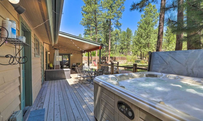 Flagstaff House | Flagstaff Mountain Oasis w/Hot Tub: 2 Mi to Dtwn!