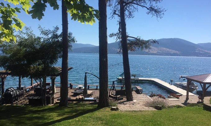 Elmo House | Flathead Lakefront Paradise