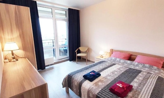 Solomjanskyj Apartment | FlatService Затишні та просторі апартаменти в ЖК Parklend