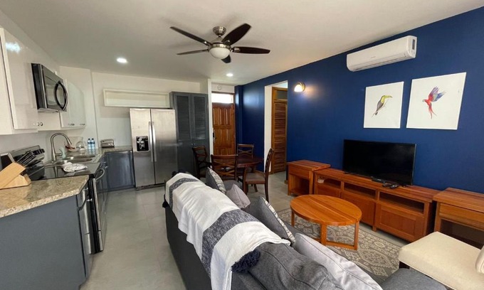 San Pedro Apartment | Mariposa Jungle Lodge