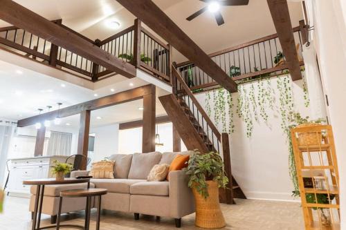 Fletcher House | Fletcher NC Getaway