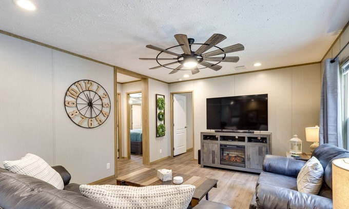 Chassahowitzka House | Florida Retreat Near Chassahowitzka River